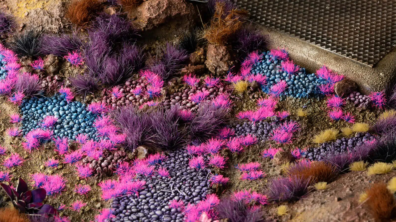 Gamers Grass: Tiny Alien Neon 2mm