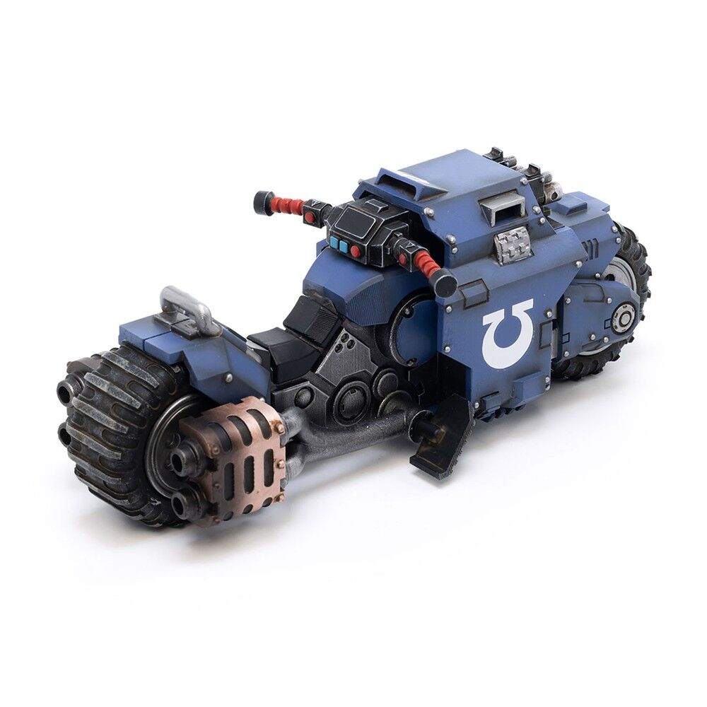 Warhammer Collectibles: 1/18 Scale Space Marines Ultramarines Outriders
