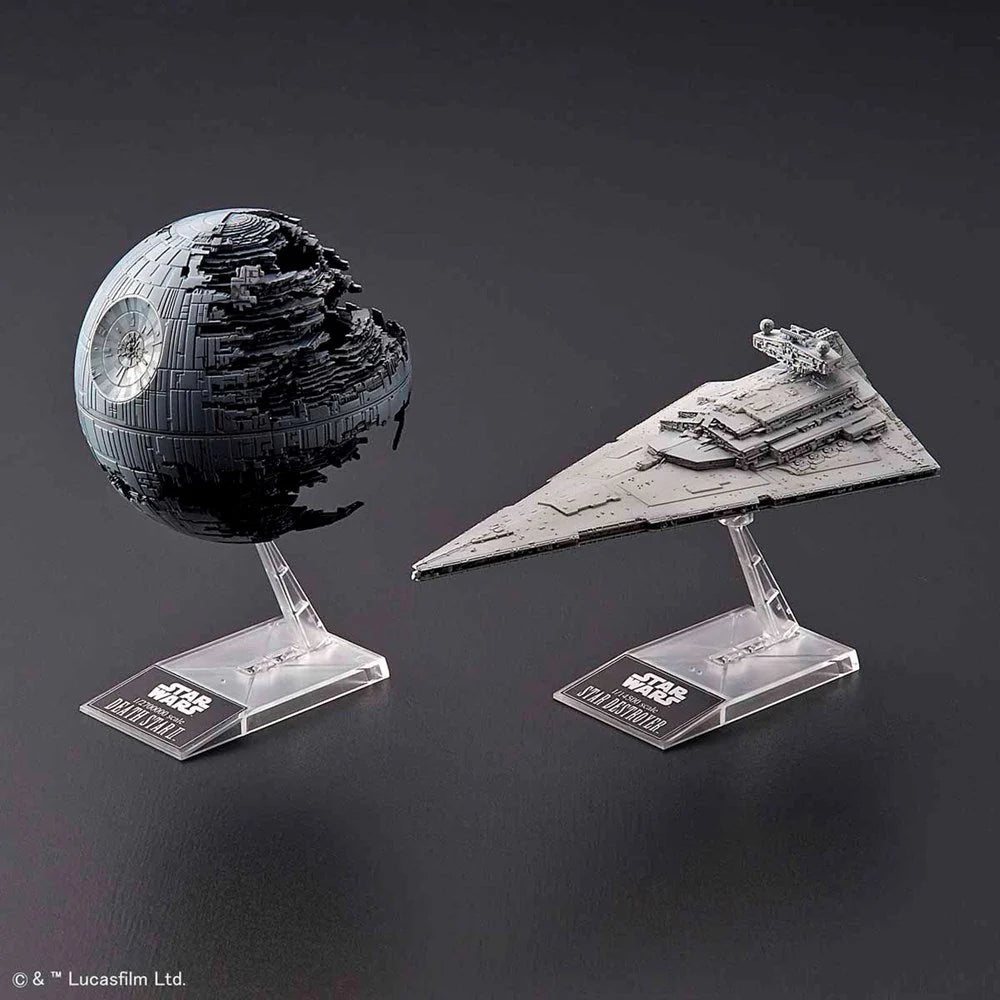 Bandai: Star Wars 1/2,700,00 Death Star II & 1/14,500 Star Destroyer