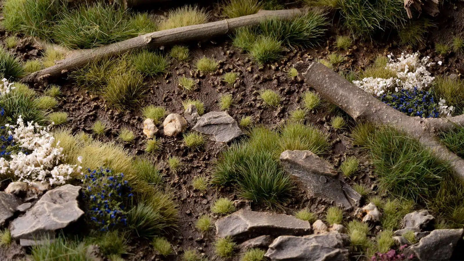Gamers Grass: Tiny Tufts Light Green (2mm) - Warhaus