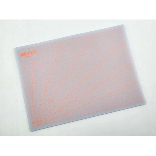 Ninesteps: A4 Cutting Mat