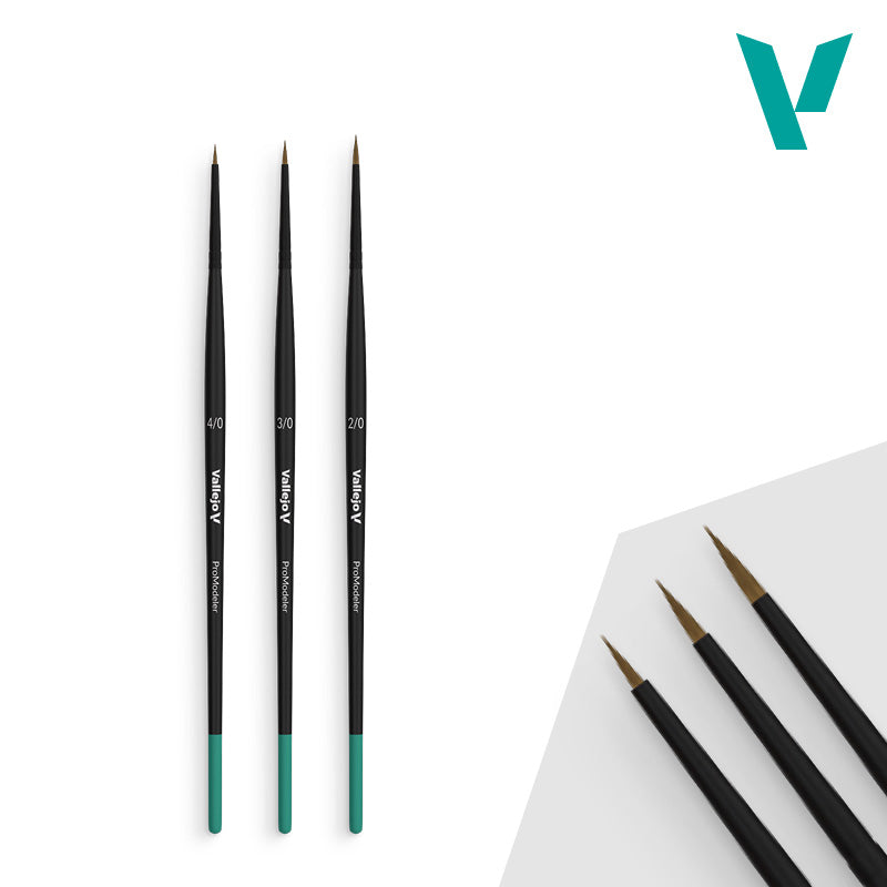 Vallejo Brushes - Pro Modeler - Definition Set - Natural Hair (Sizes 4/0, 3/0 & 2/0)